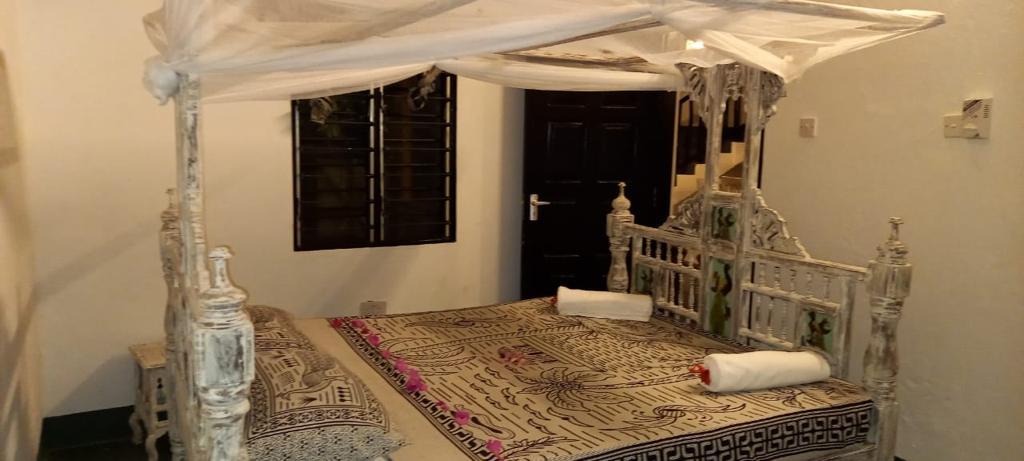 Guest house for rent in Diani