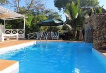 House for Rent in Diani for Scuba Divers Guest house for rent in Diani swimming pool