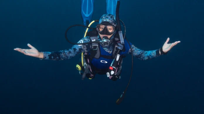 how long to become a diving instructor