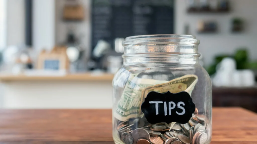 Tipping in Kenya