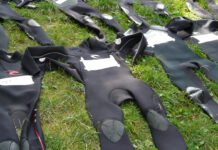 What to Do If You Have to Pee in Your Wetsuit During a Dive peeing in your wetsuit